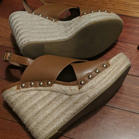 Shoes - Picture 3 of 3